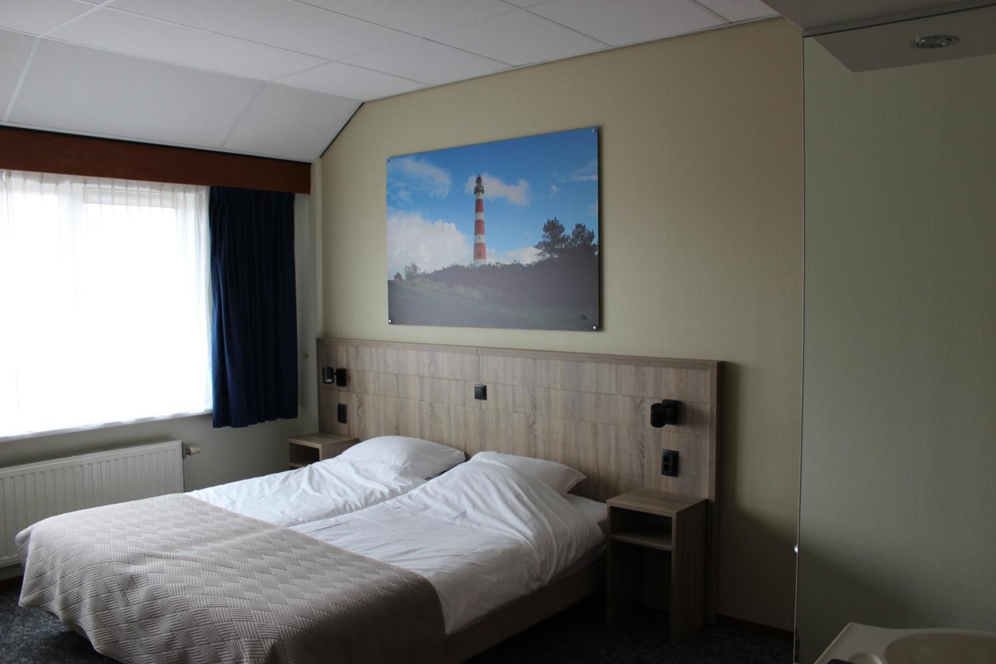 Hotel "De Klok" Buren  Εξωτερικό φωτογραφία