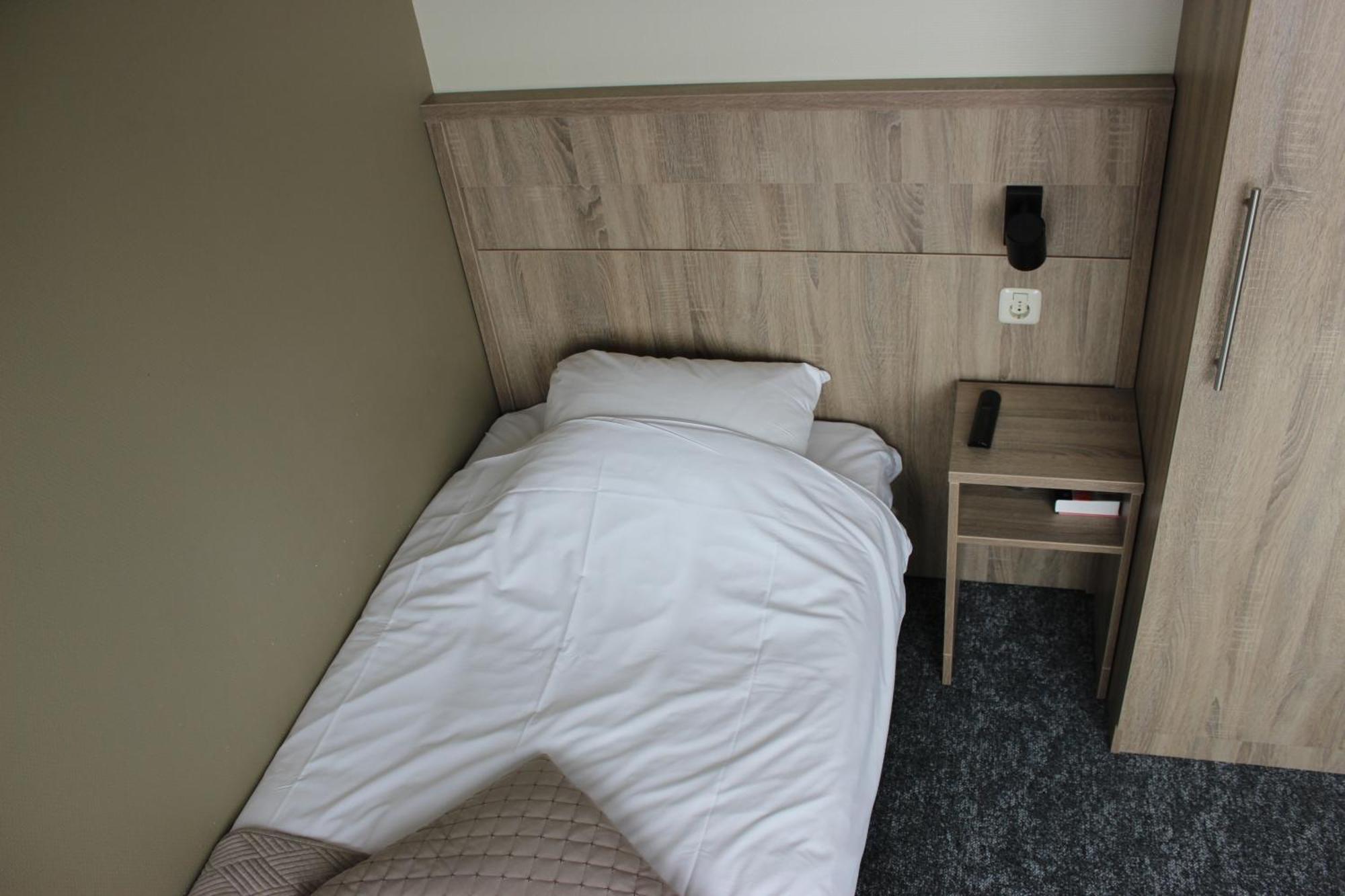 Hotel "De Klok" Buren  Εξωτερικό φωτογραφία